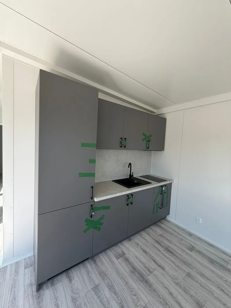 Kitchenette in the break-room module